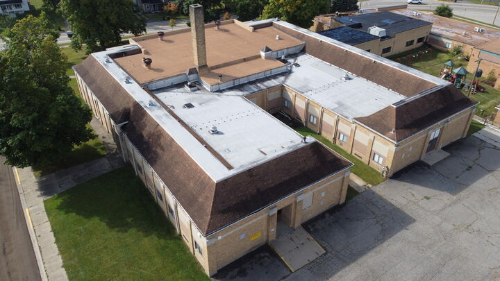 Property Photo:  410 City Road  MI 48158 