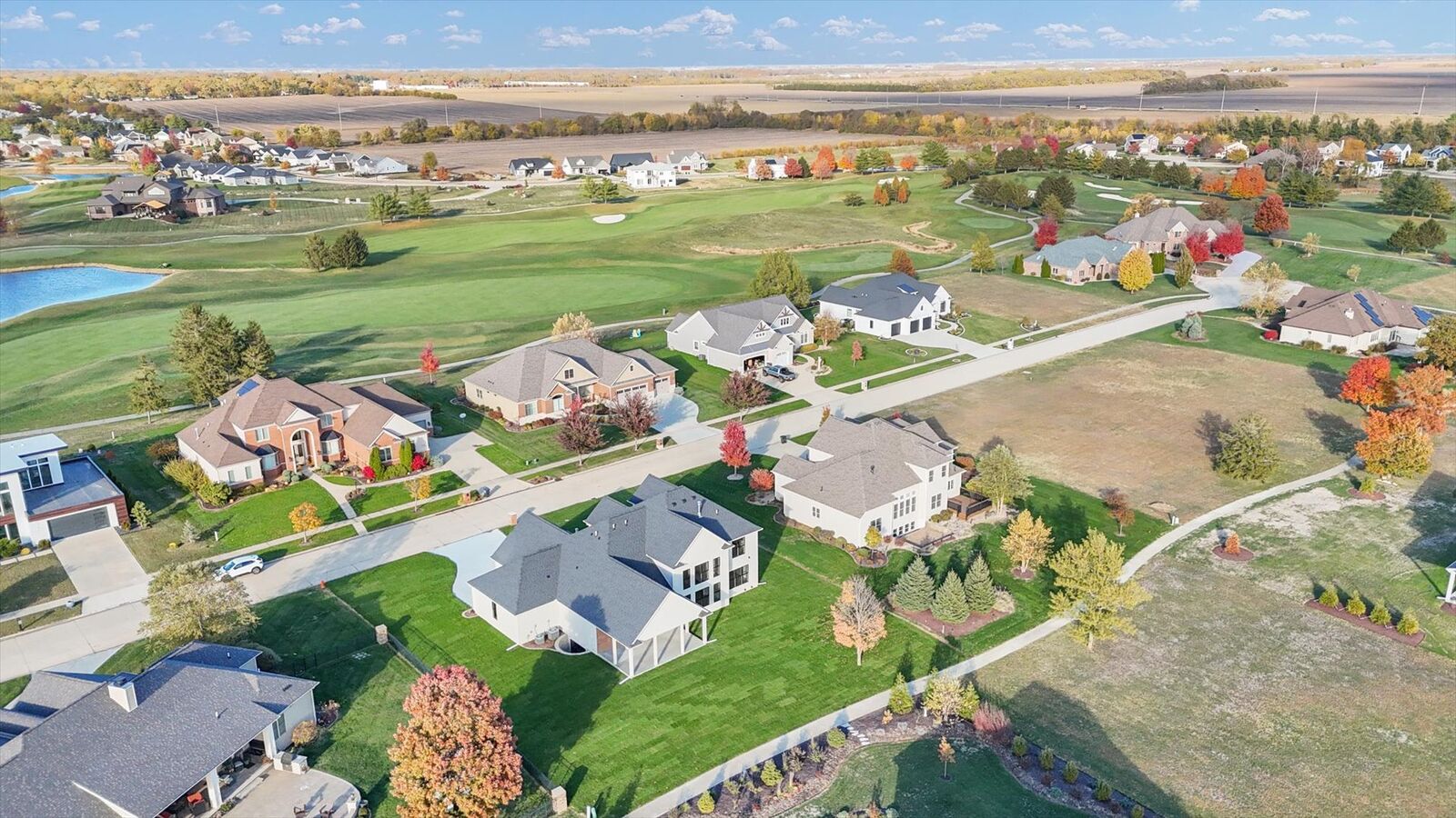 Property Photo:  2709 Castlerock Drive  IL 61802 