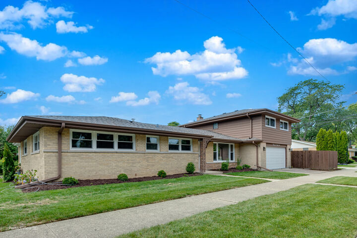 3639 Crain Street  Skokie IL 60076 photo