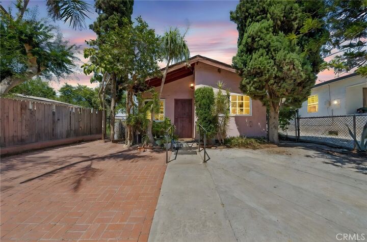 Property Photo:  935 Esperanza Street  CA 90023 
