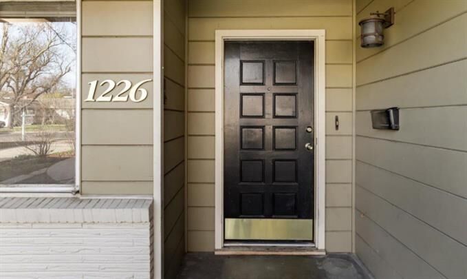 Property Photo: 1226 Chehalem Drive CA 95350