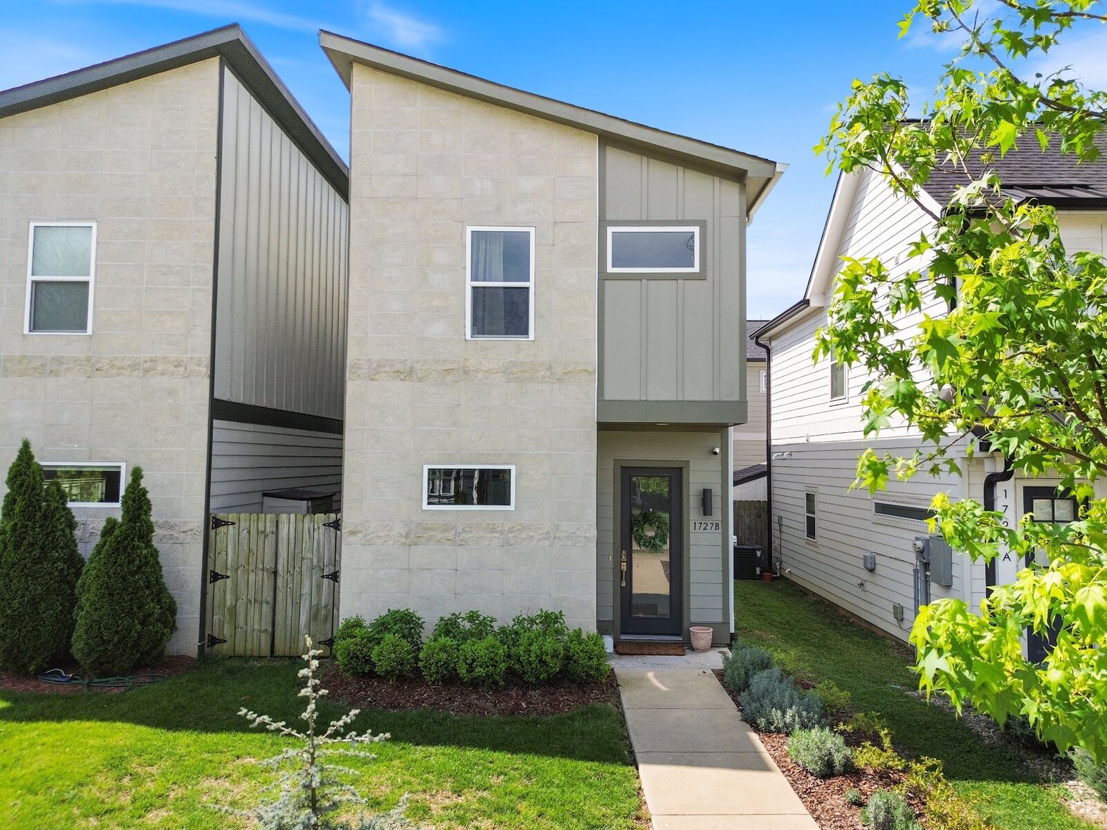 Property Photo:  1727B Pecan St  TN 37208 