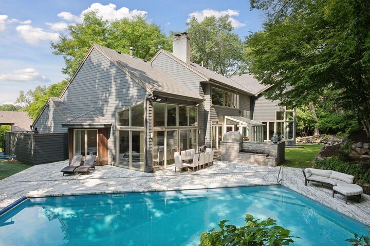 Property Photo: 2411 Lorien Street MN 55305