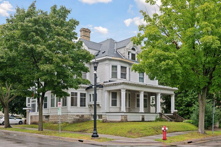 1820 Colfax Avenue S  Minneapolis MN 55403 photo