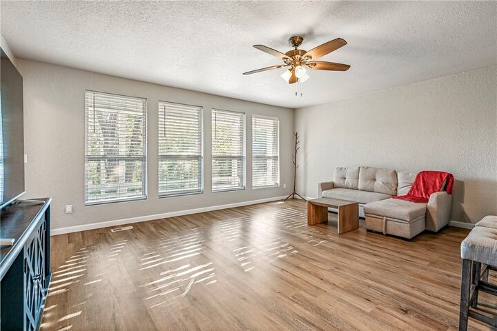 Property Photo:  7 Bradford Drive  AR 72715