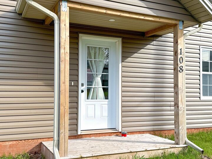 Property Photo: 108 McGill Avenue PE C1A 0J9