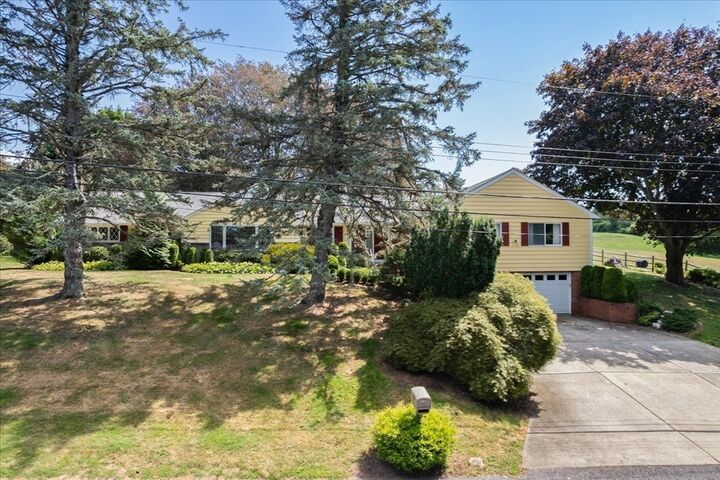 Property Photo: 26 Westwood Dr RI 02871