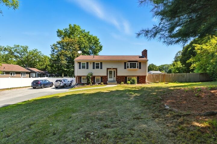 169 Berkeley St  Methuen MA 01844 photo