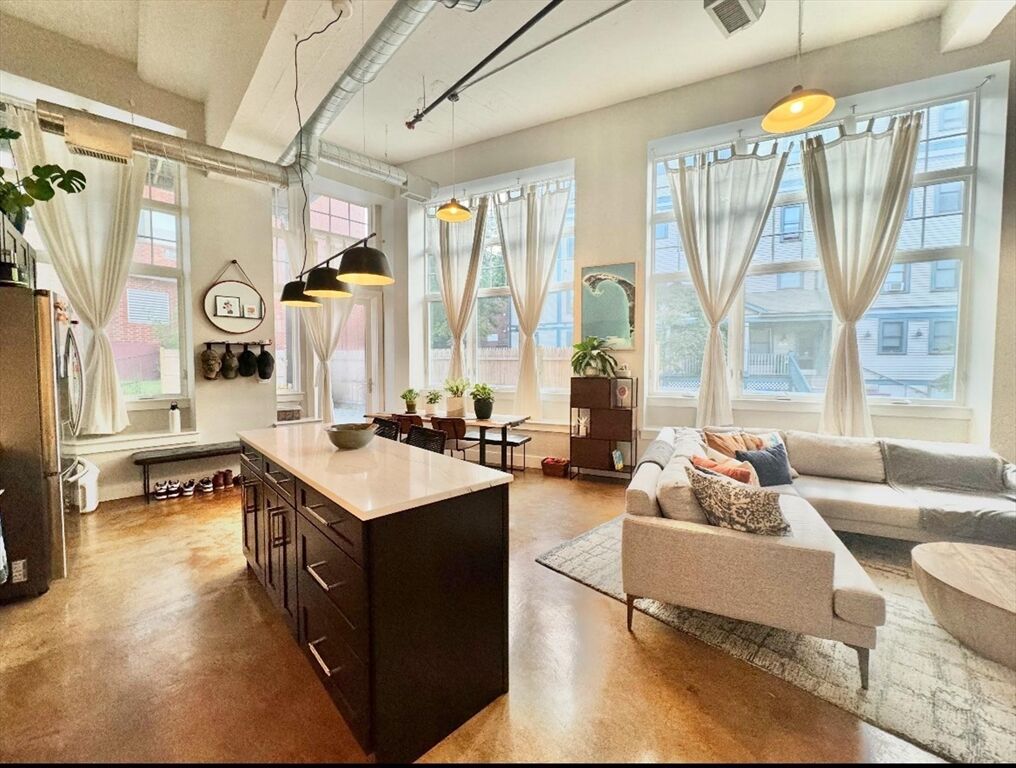 Property Photo: 1861 Dorchester Ave 5 MA 02124