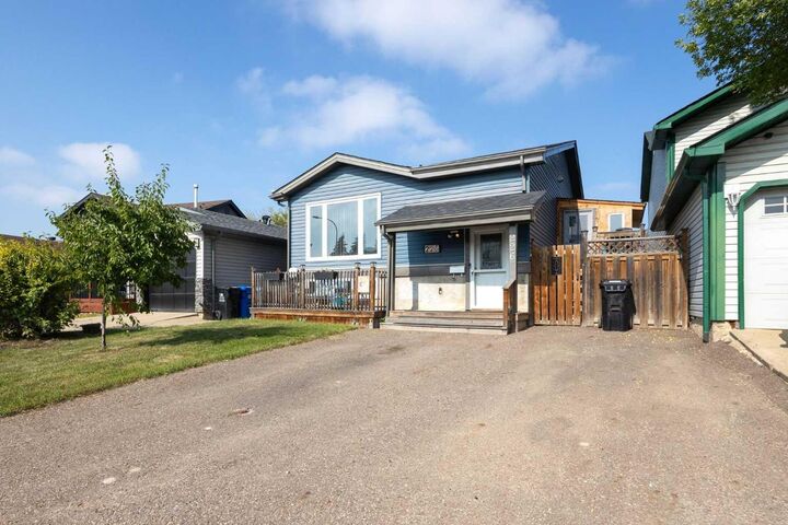 Property Photo: 226 Windsor Drive AB T9H 4R3