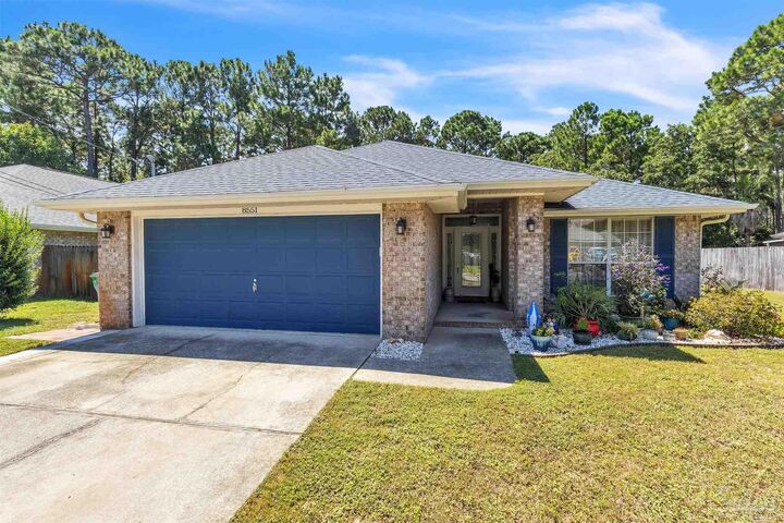 Property Photo: 8551 Wilburn Cv FL 32566