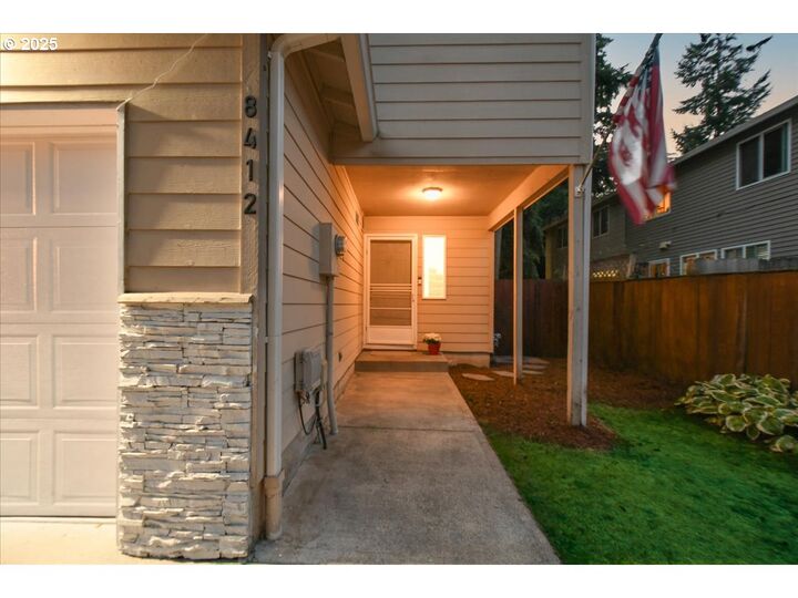 Property Photo: 8412 NE 36th Cir WA 98662