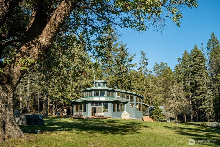 1062  Yacht Haven Road  Friday Harbor WA 98250 photo