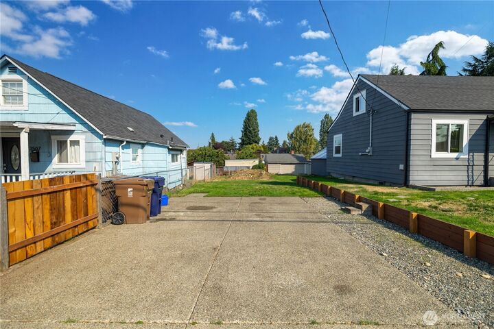 3509 S Wilkeson Street  Tacoma WA 98418 photo