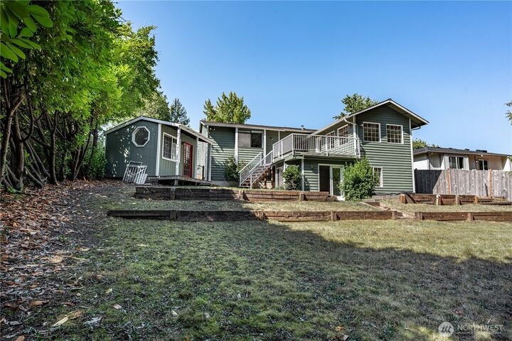 Property Photo:  2313  Lincoln Avenue SE  WA 98366
