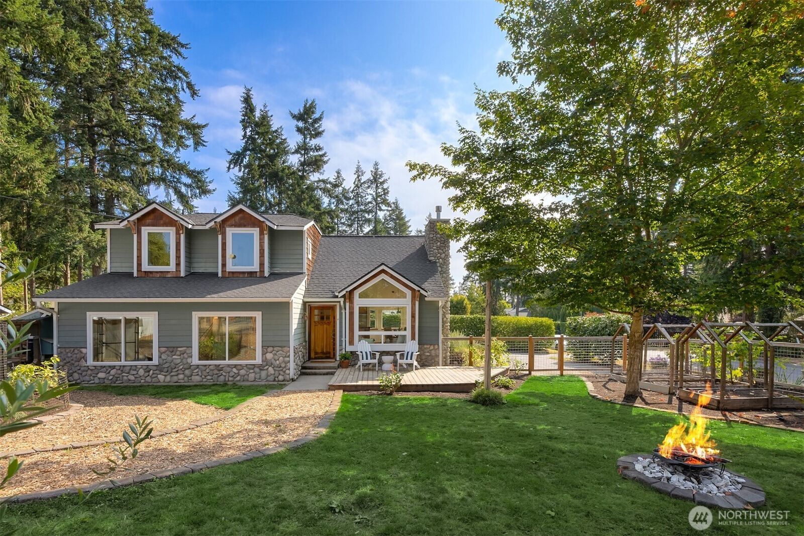 Property Photo:  1116  Grow Avenue NE  WA 98110 