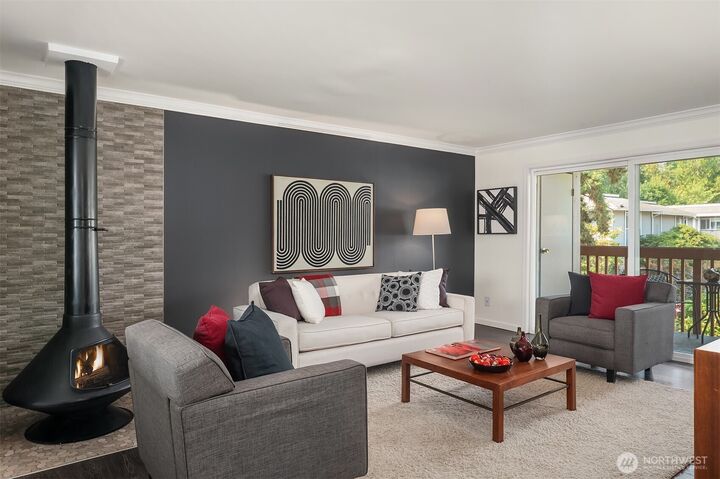 Property Photo:  17315 NE 45th Street 148  WA 98052 
