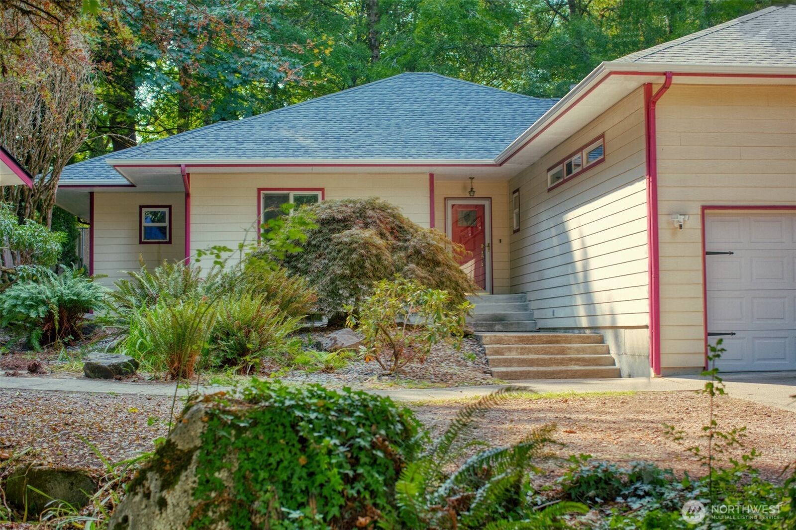 Property Photo:  1601  Eastside Street SE  WA 98501 