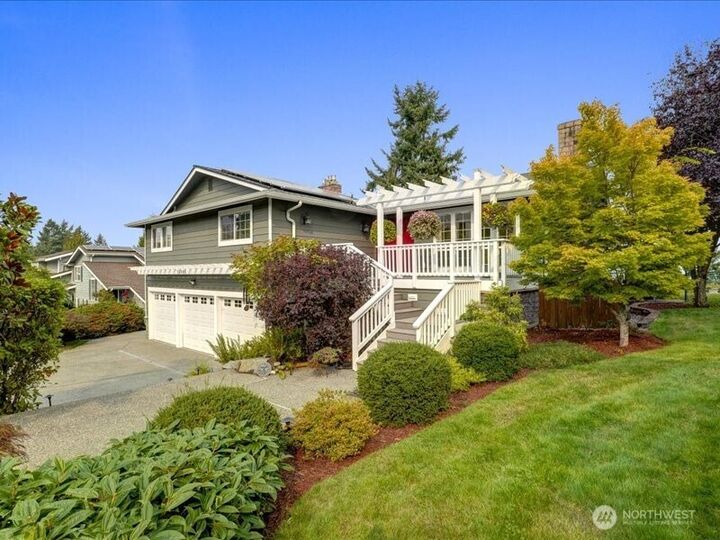 Property Photo:  12604  88th Place NE  WA 98034 