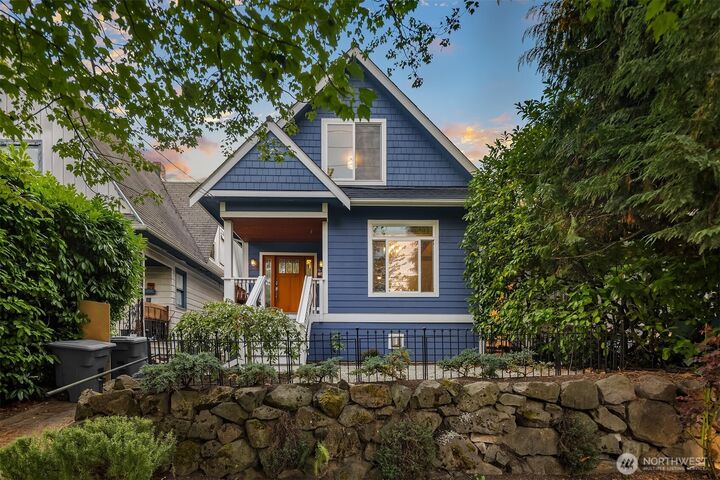 1629  22nd Avenue  Seattle WA 98122 photo