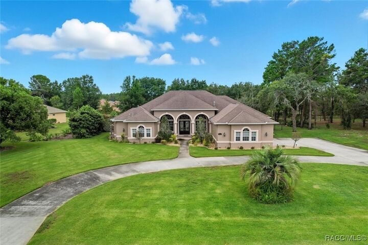 Property Photo:  10122 Whisper Ridge Trail  FL 34613 