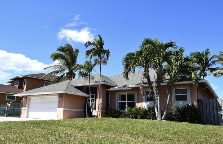 Property Photo:  2215 Hypoluxo Road  FL 33462 
