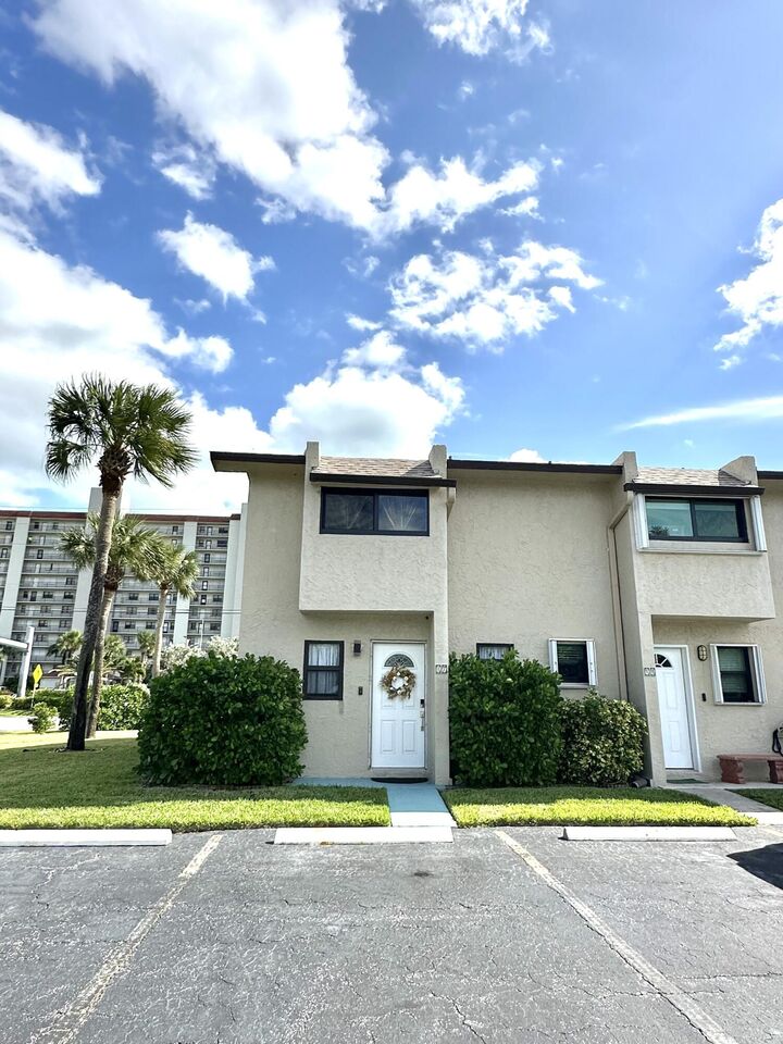 Property Photo:  4225 N Highway A1a 17  FL 34949 