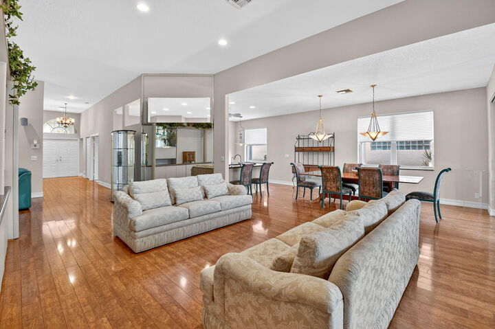 Property Photo:  9569 Arbor View Drive N  FL 33437 