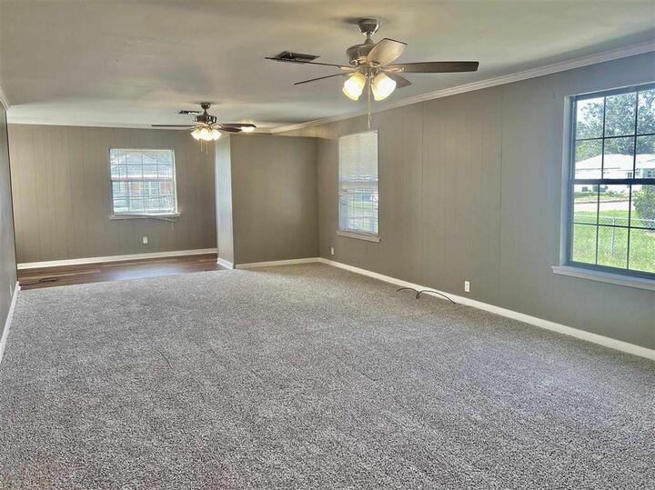Property Photo: 108 W 15th Street W LA 70601