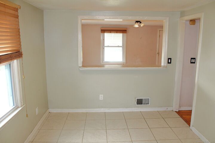 Property Photo:  17 Guilford Court  CT 06512 