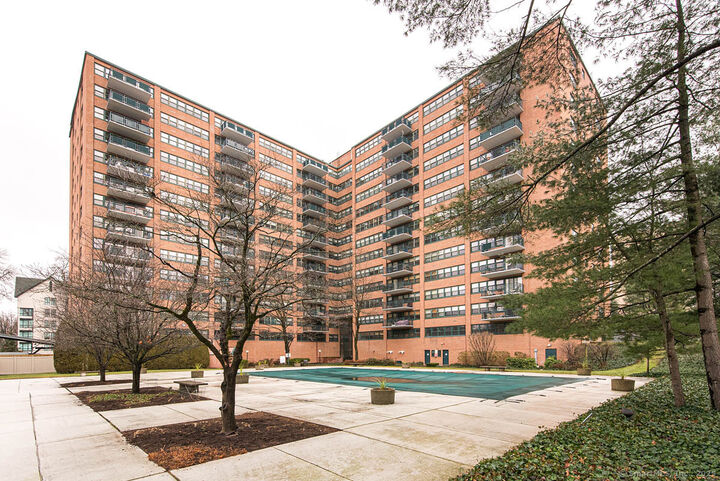 Property Photo: 31 Woodland Street 4G CT 06111