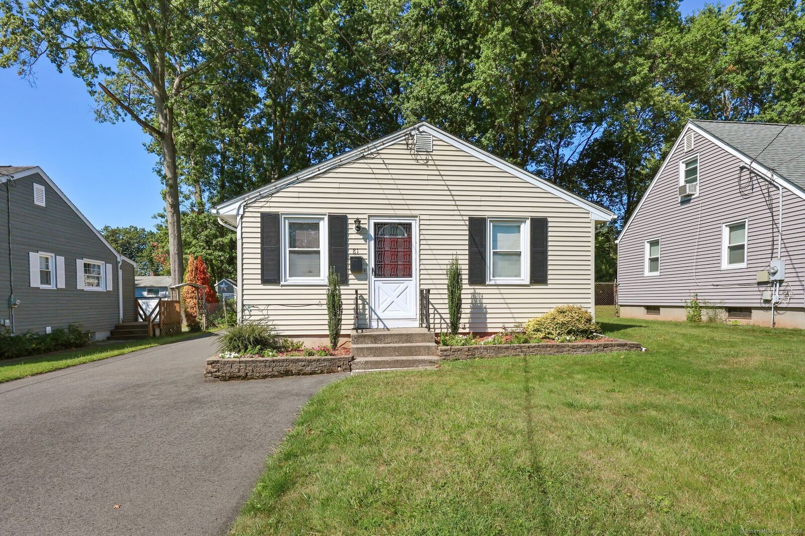Property Photo: 81 Benson Street CT 06051