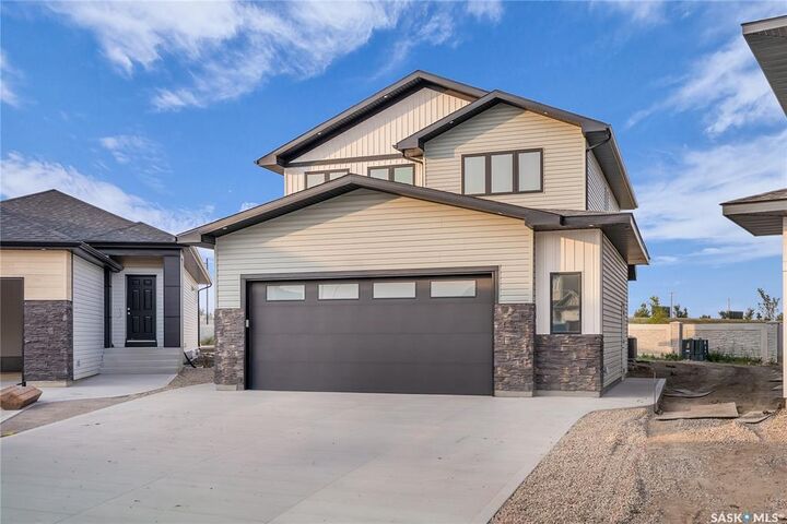 Property Photo: 431 Doran Crescent SK S7V 0T9