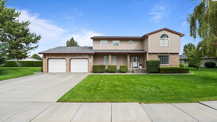 Property Photo: 6730 W 9th Ave WA 99336