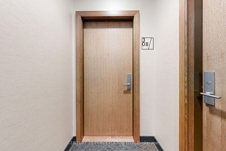 Photo de la propriété:  56 Forest Manor Road 308  ON M2J 1M1