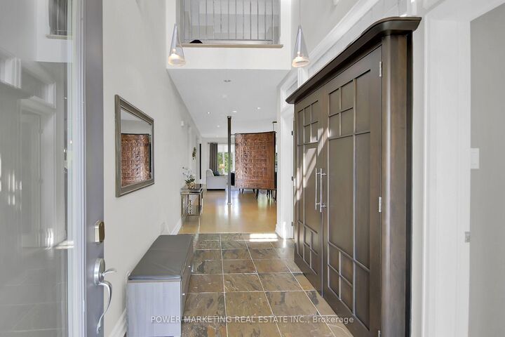 Property Photo: 15 Marwood Court ON K2J 5G1