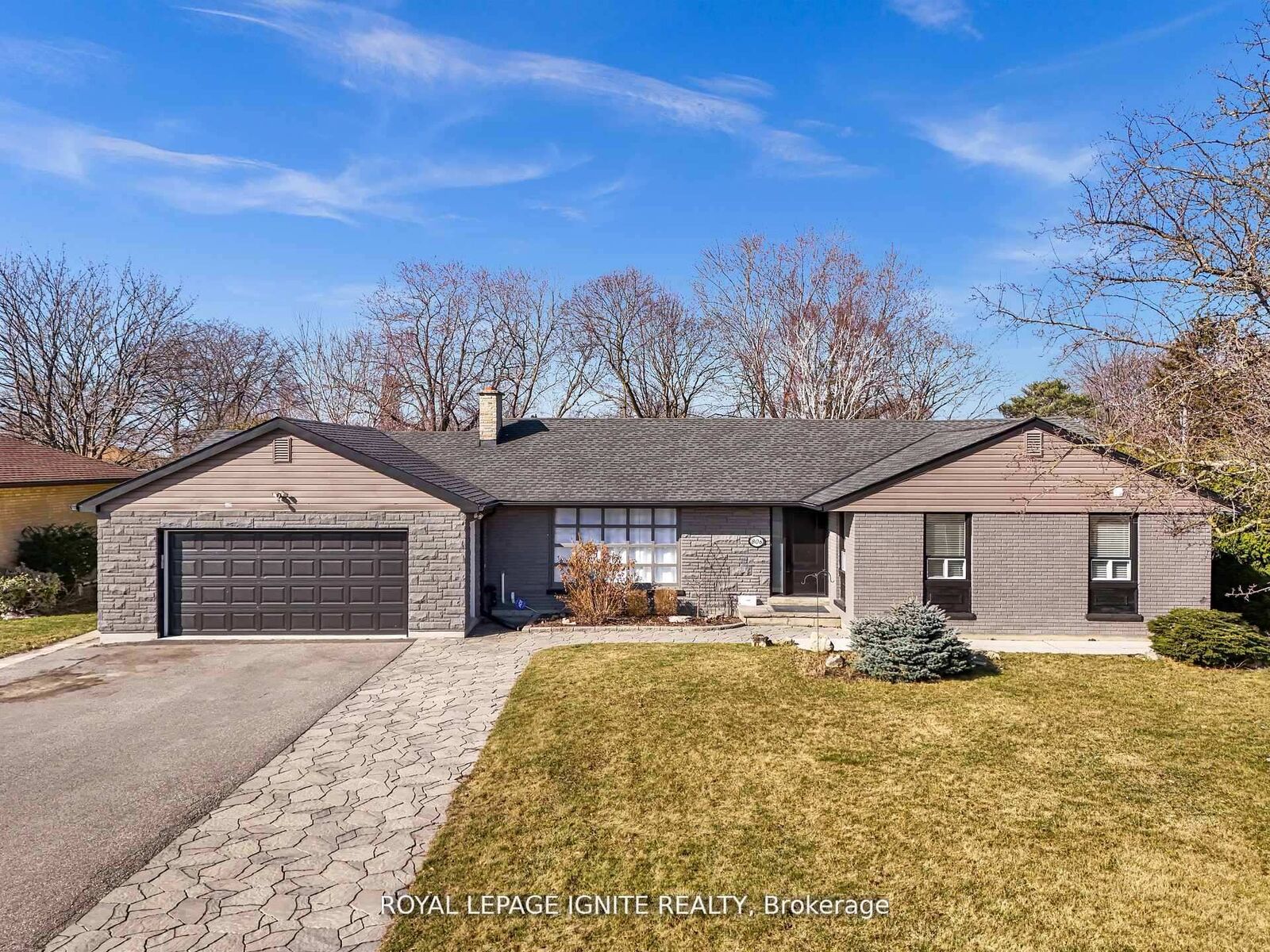 Property Photo: 806 Henry Street ON L1N 5E3