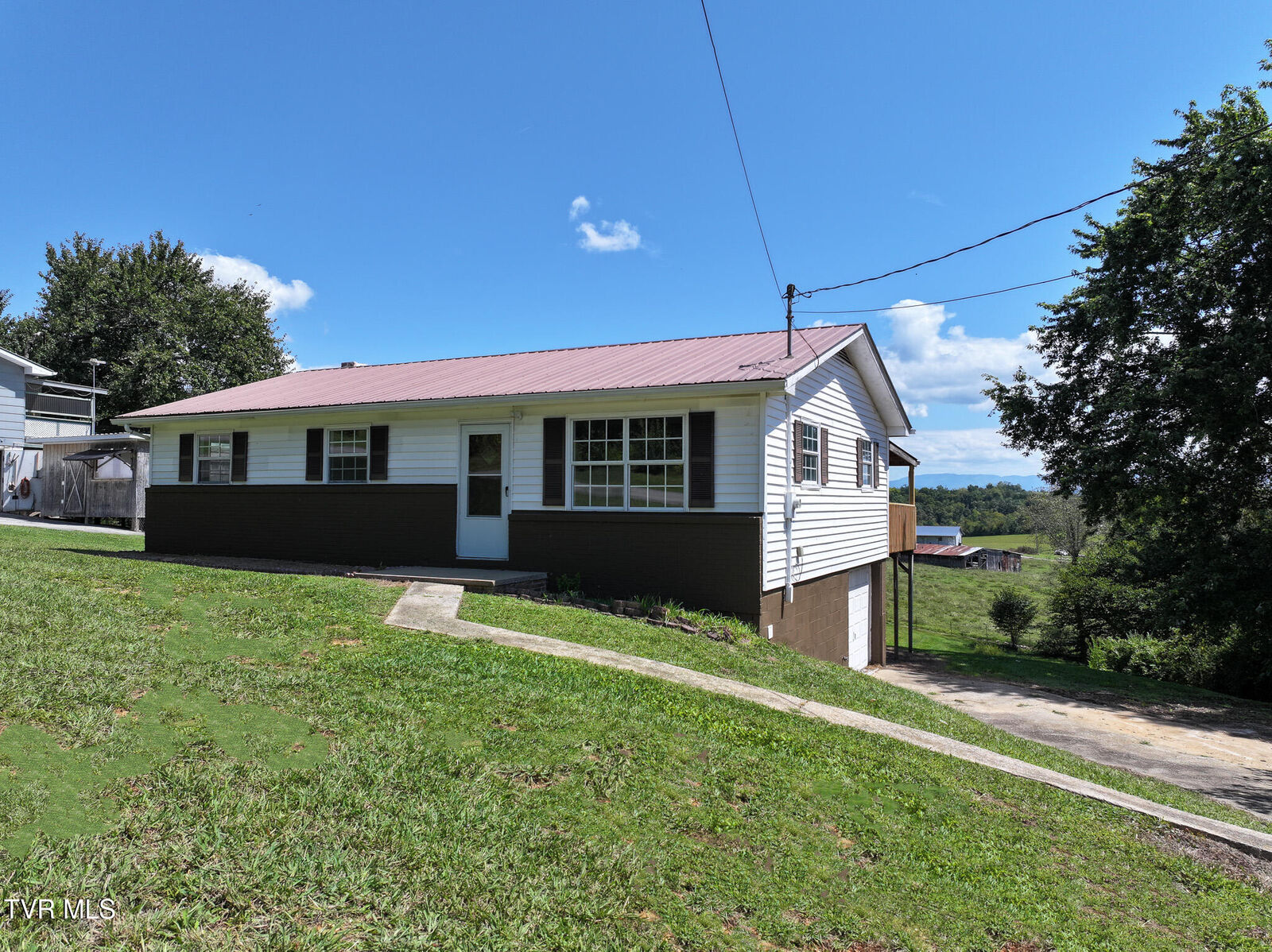 Property Photo: 60 Shady Grove Lane TN 37818