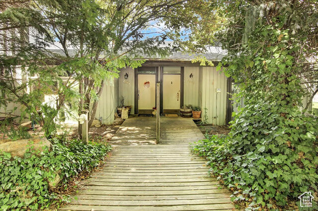 Property Photo:  2694 E Kentucky Ave S  UT 84117 