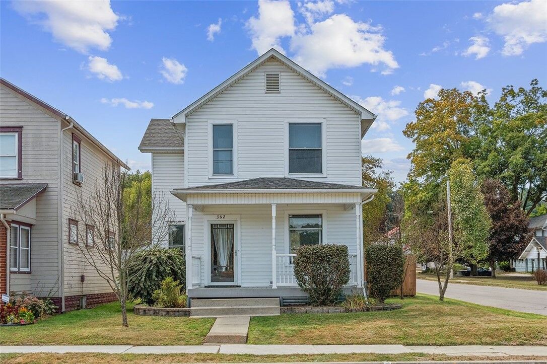 Property Photo:  362 Main Street  PA 16157 