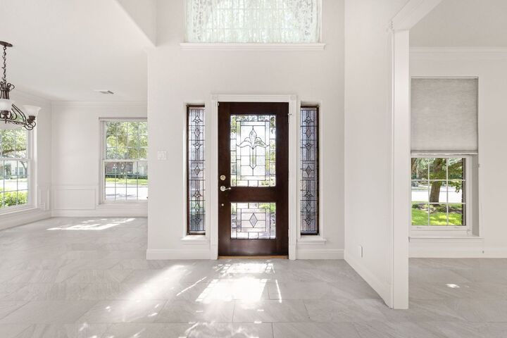 Property Photo:  10212 Rhett Butler Drive  TX 78739 