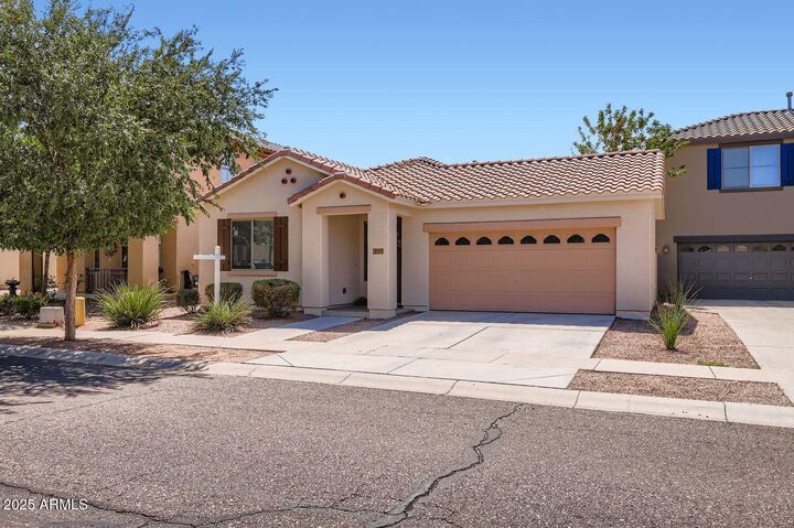 3323 E Oakland Street  Gilbert AZ 85295 photo