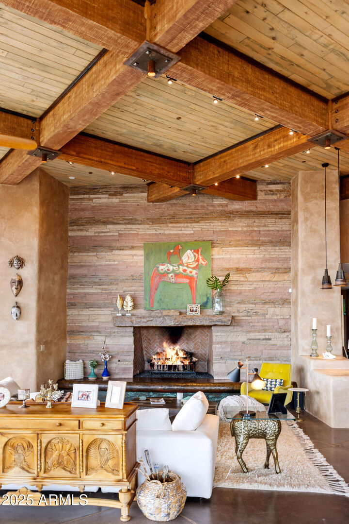 Property Photo:  3211 Calle Del Montana --  AZ 86336