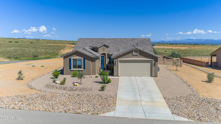 Property Photo:  6717 E Vaquero Circle  AZ 85615 