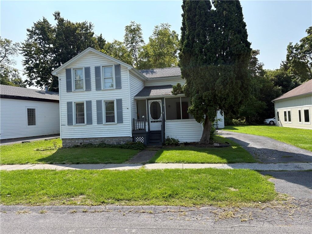 Property Photo:  33 W Williams Street  NY 13165 