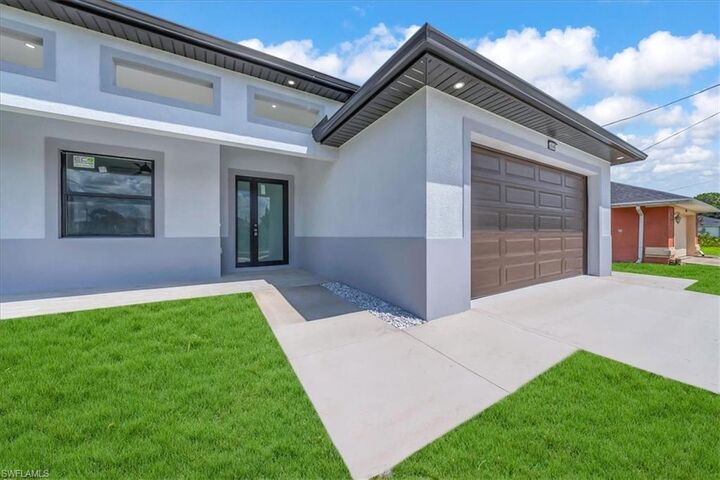 Property Photo:  3508 35th St SW  FL 33976 
