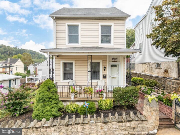 107 Cedar Avenue  Conshohocken PA 19428 photo