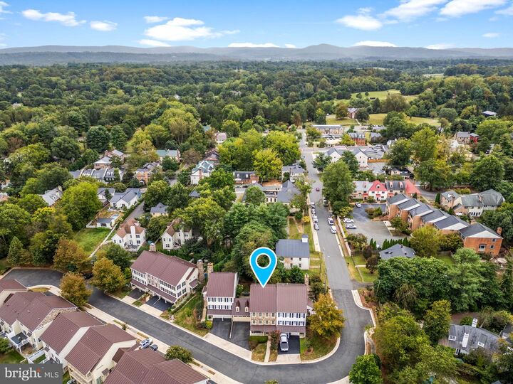 Property Photo:  109 N Jay Street  VA 20117 