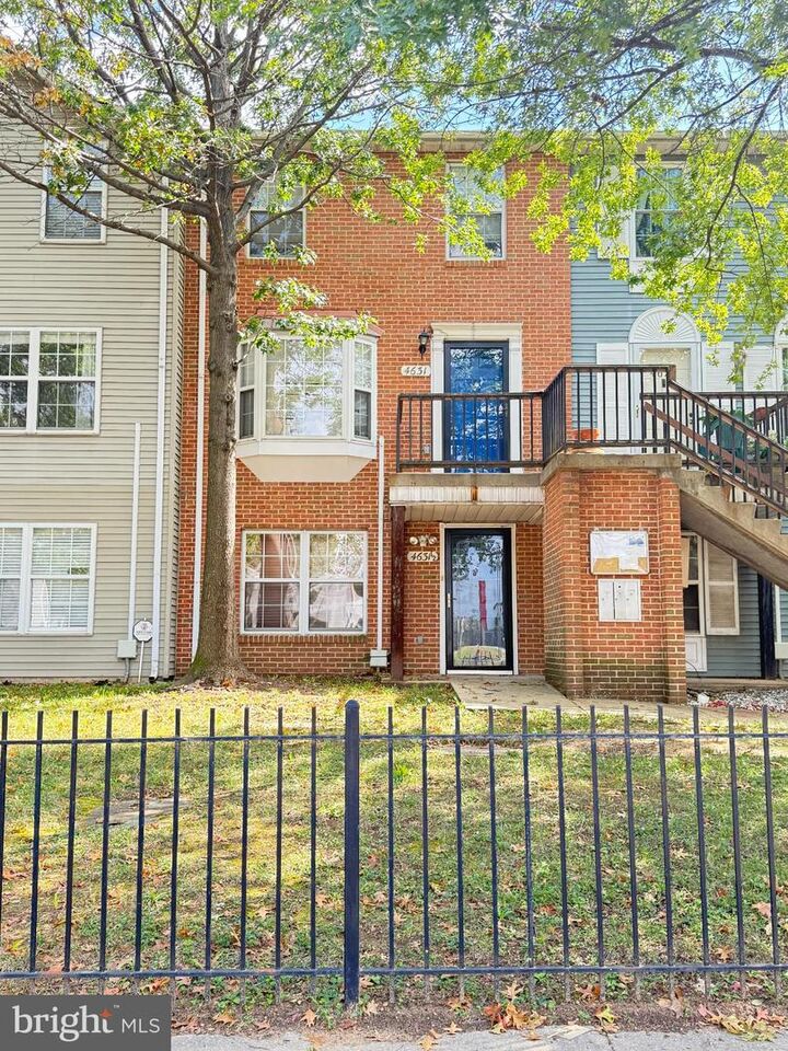4631 Minnesota Avenue NE  Washington DC 20019 photo
