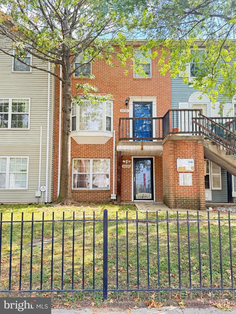 Property Photo:  4631 Minnesota Avenue NE  DC 20019 